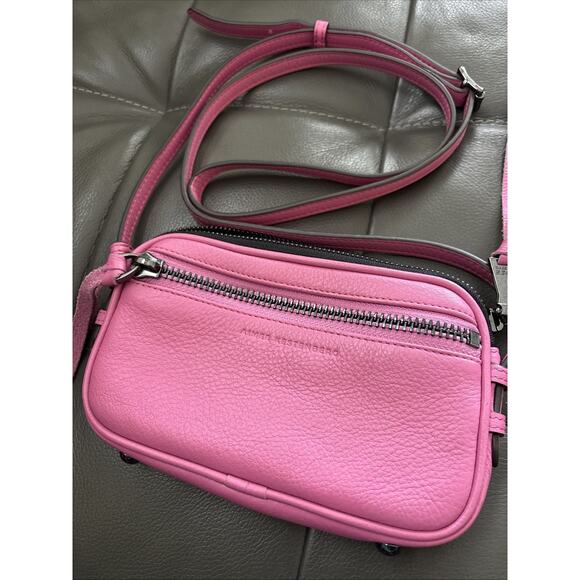 Aimee Kestenberg Classic Soft Pebbled Leather Crossbody Purse Shoulder Bag EUC - Picture 2 of 10